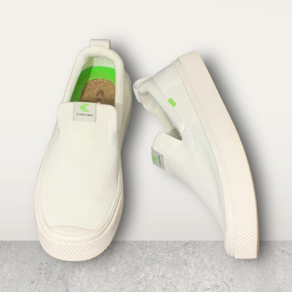 Cariuma IBI Slip On Knit Sneaker white 7.5/8